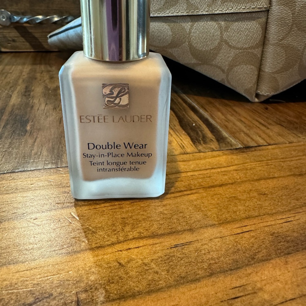 Estée Lauder double wear foundation tried but wasn’t the correct shade